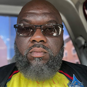 Meet your Posher, Eric